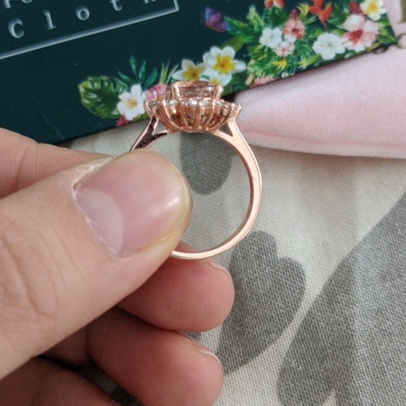 Sterling silver ring SZ 8 - Picture 4 of 5